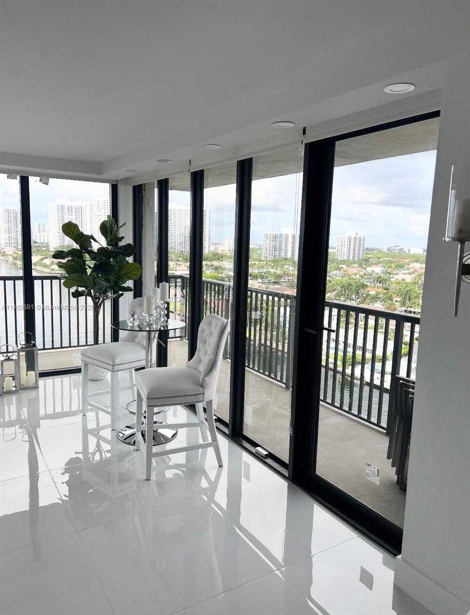 Small Image of 2017 SOUTH OCEAN DR #1510, Hallandale Beach Number 20