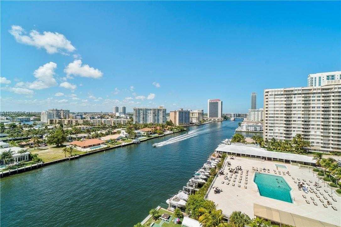 Small Image of 2017 SOUTH OCEAN DR #1510, Hallandale Beach Number 5