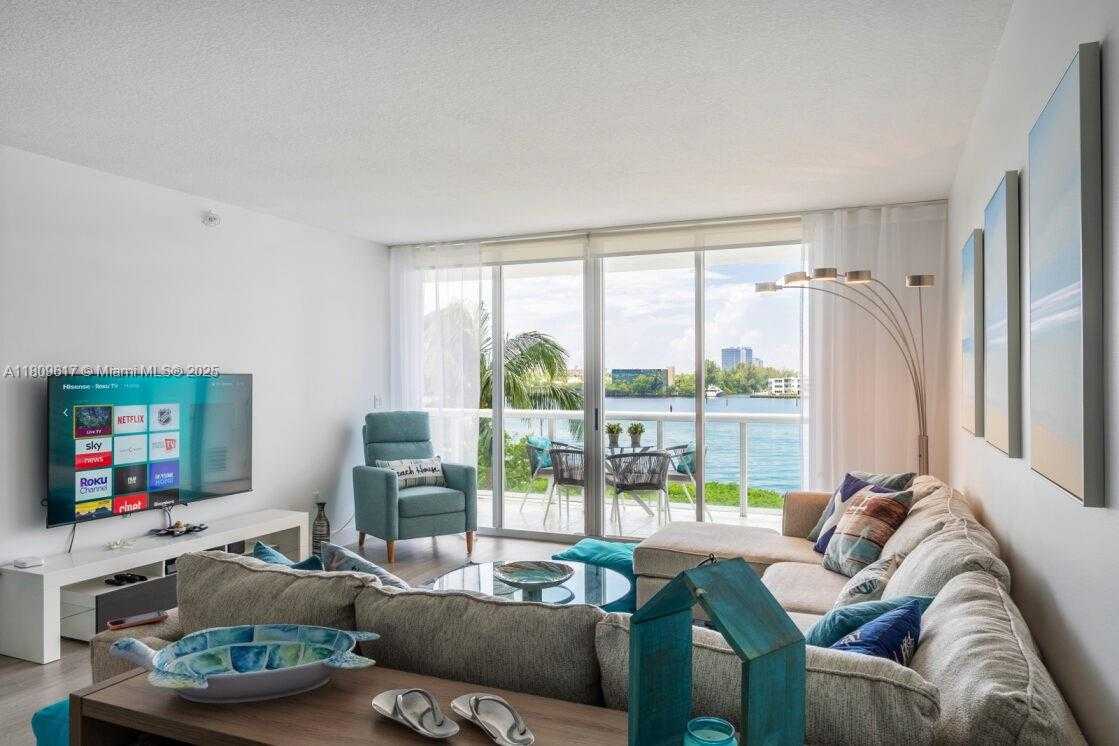 Small Image of 17050 NORTH BAY RD #401, Sunny Isles Beach Number 12
