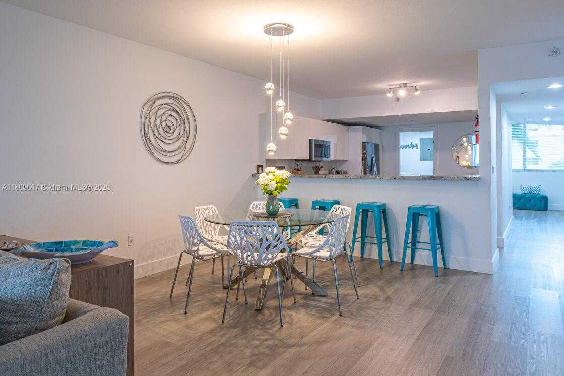 Small Image of 17050 NORTH BAY RD #401, Sunny Isles Beach Number 8