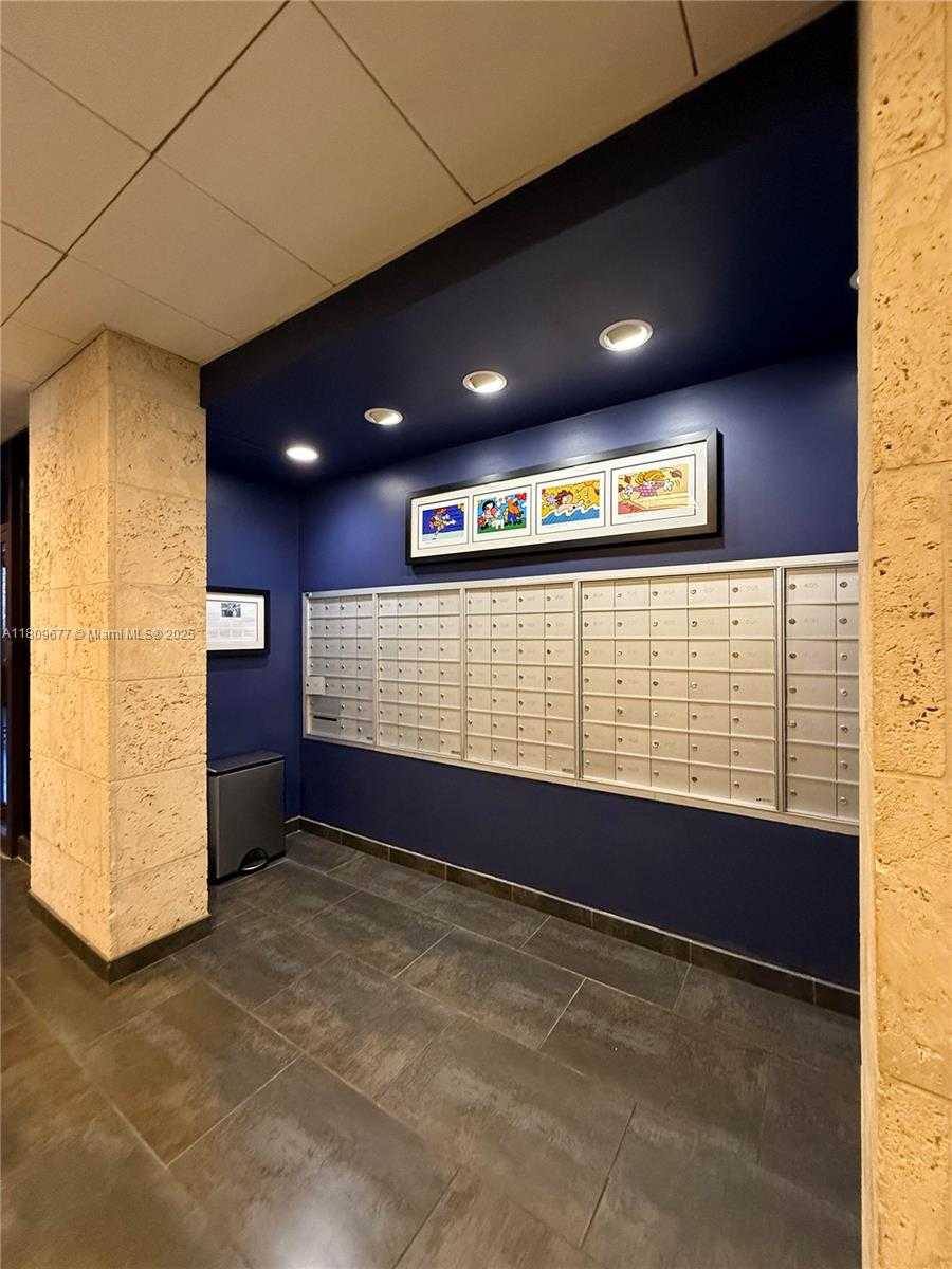 Small Image of 3375 NORTH COUNTRY CLUB DR #1004, Aventura Number 21