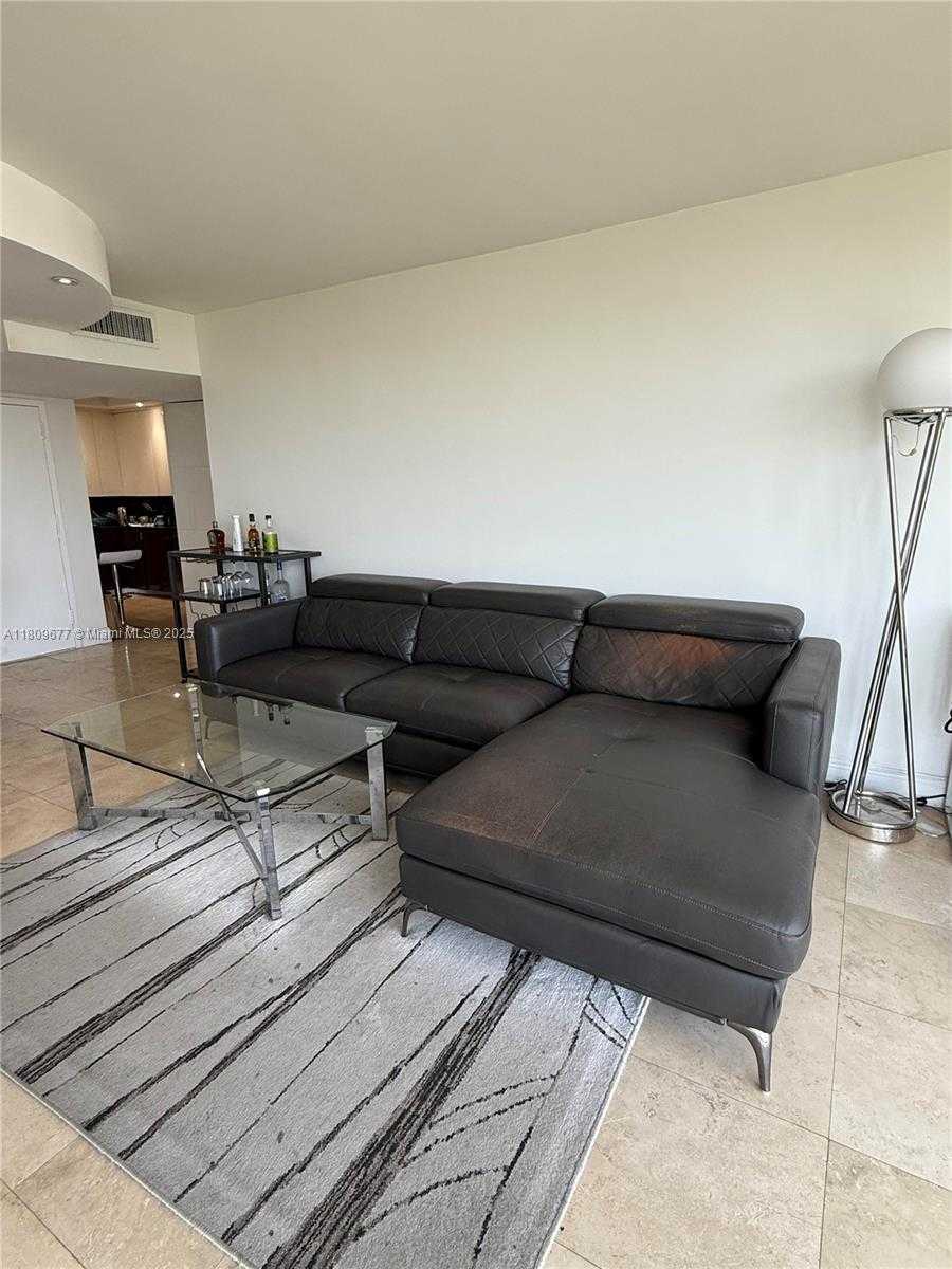 Small Image of 3375 NORTH COUNTRY CLUB DR #1004, Aventura Number 7
