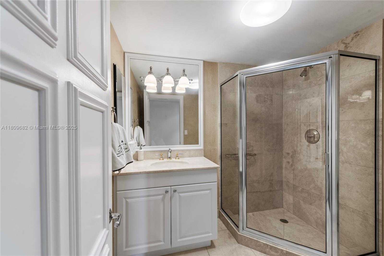 Small Image of 20201 EAST COUNTRY CLUB DR #2005, Aventura Number 23