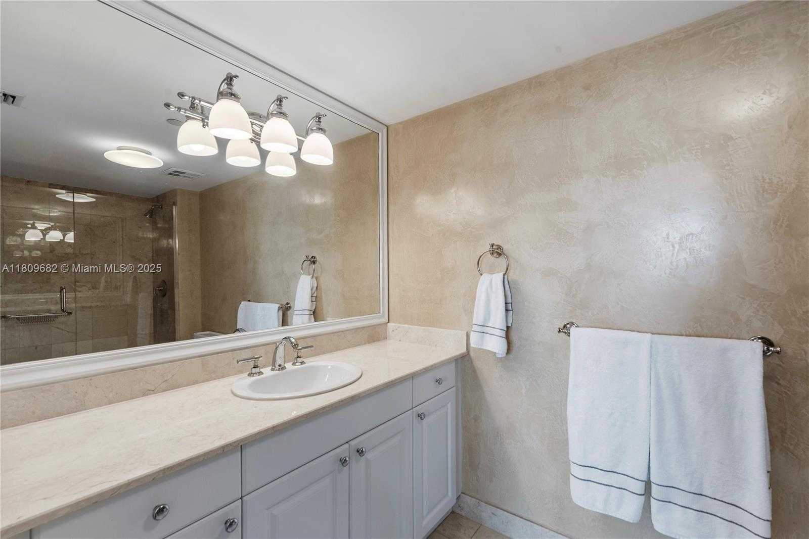 Small Image of 20201 EAST COUNTRY CLUB DR #2005, Aventura Number 26