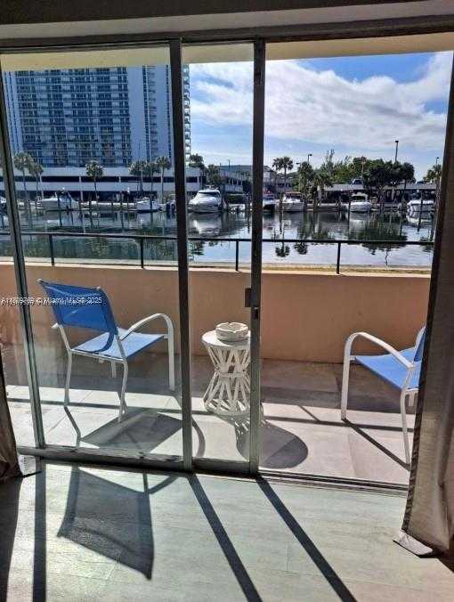Small Image of 220 KINGS POINT DR #106, Sunny Isles Beach Number 8