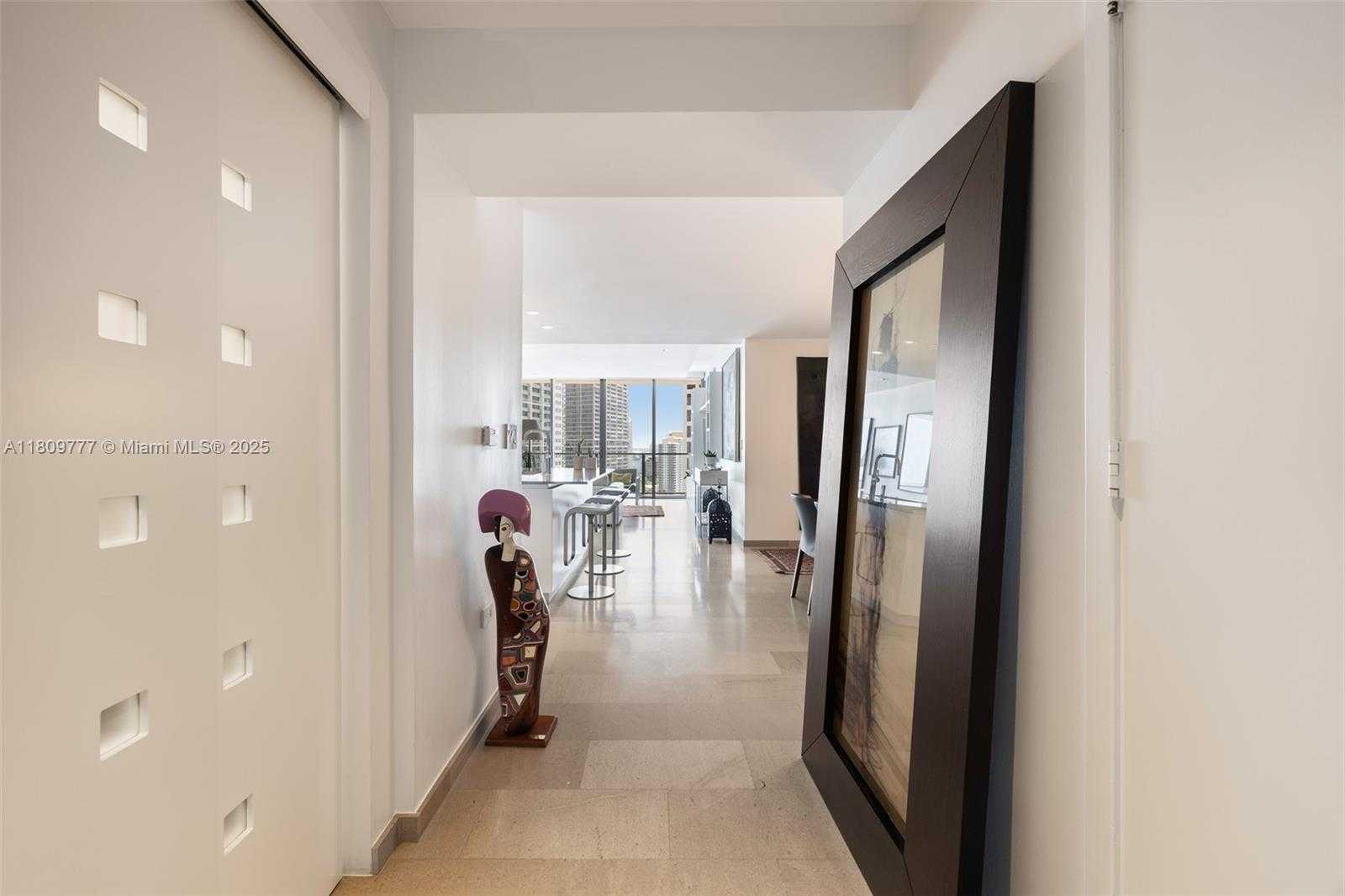 Small Image of 68 SOUTH EAST 6TH ST #1703, Miami Number 23