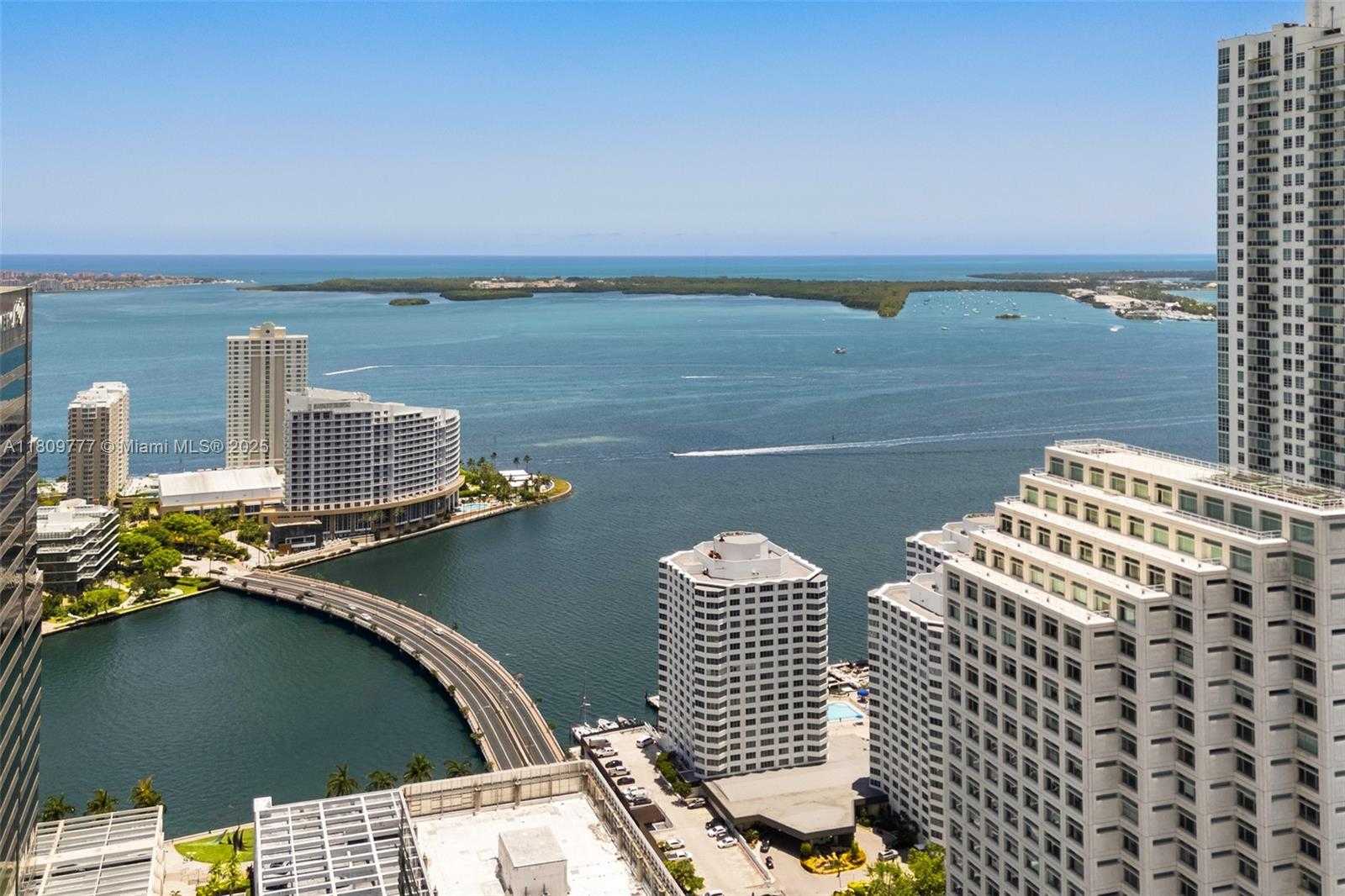 Small Image of 68 SOUTH EAST 6TH ST #1703, Miami Number 24