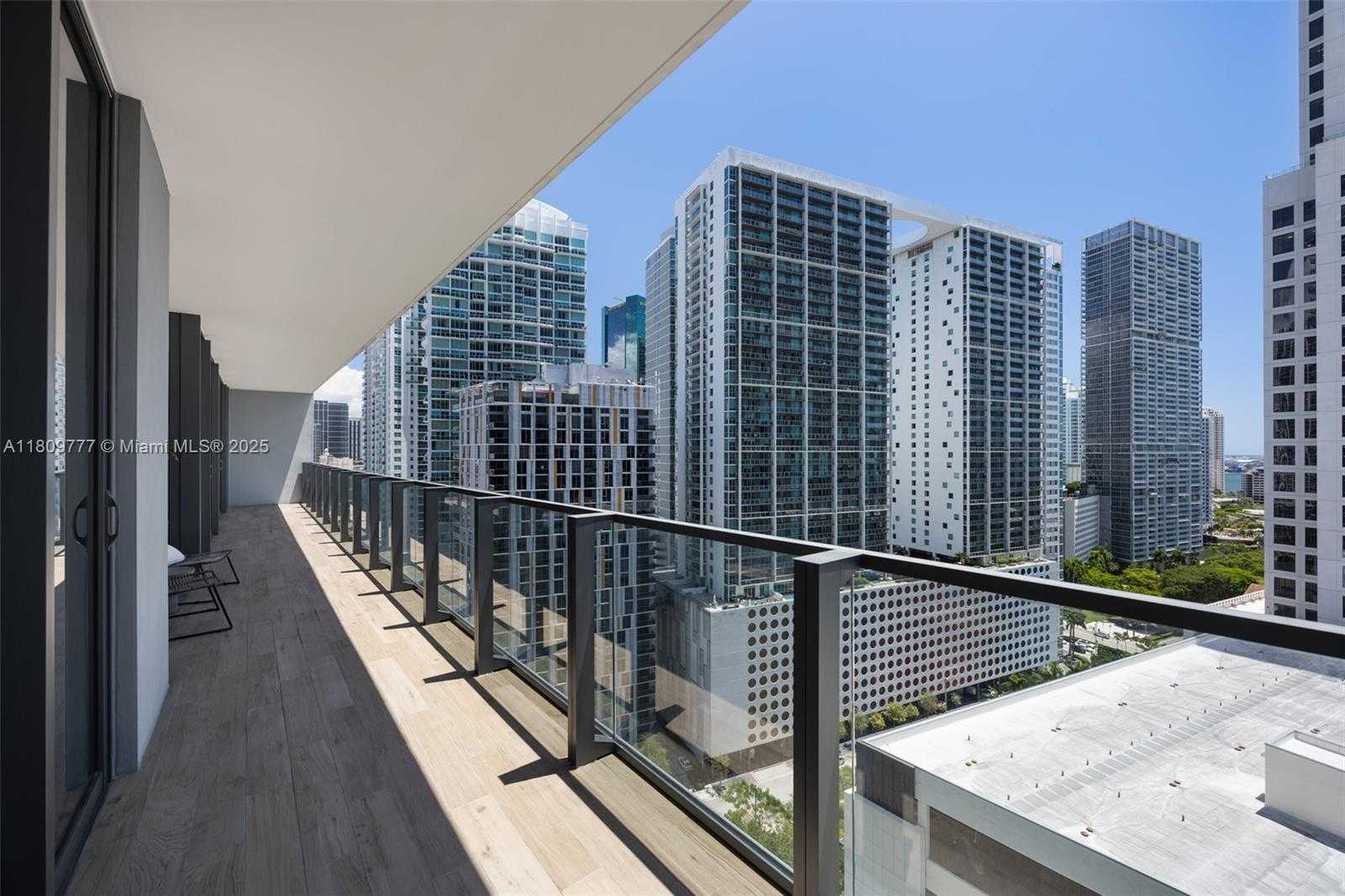 Small Image of 68 SOUTH EAST 6TH ST #1703, Miami Number 27