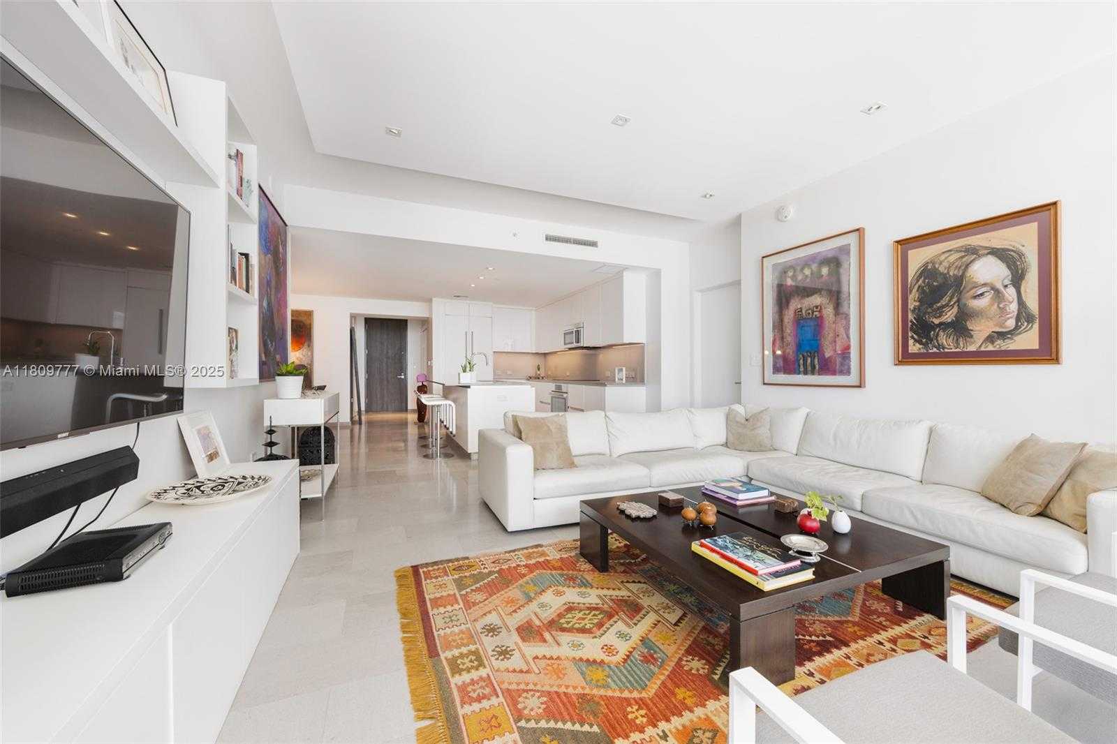 Small Image of 68 SOUTH EAST 6TH ST #1703, Miami Number 7
