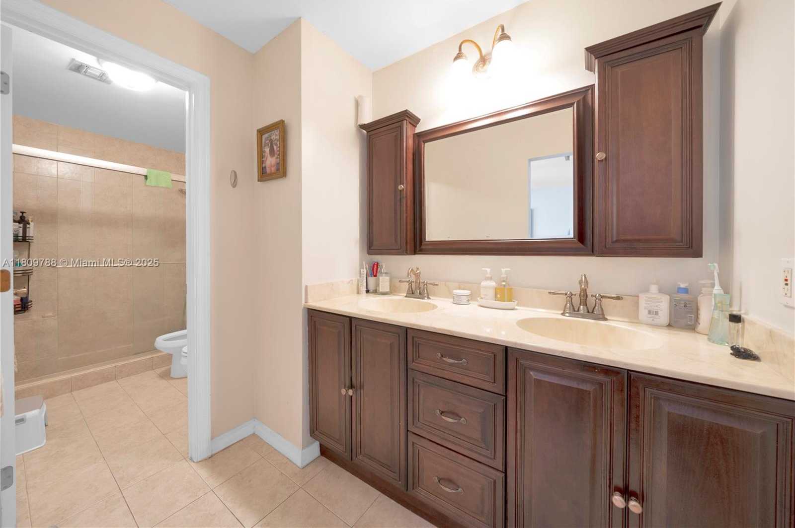 Small Image of 4542 SOUTH WEST 143RD CT W, Miami Number 21