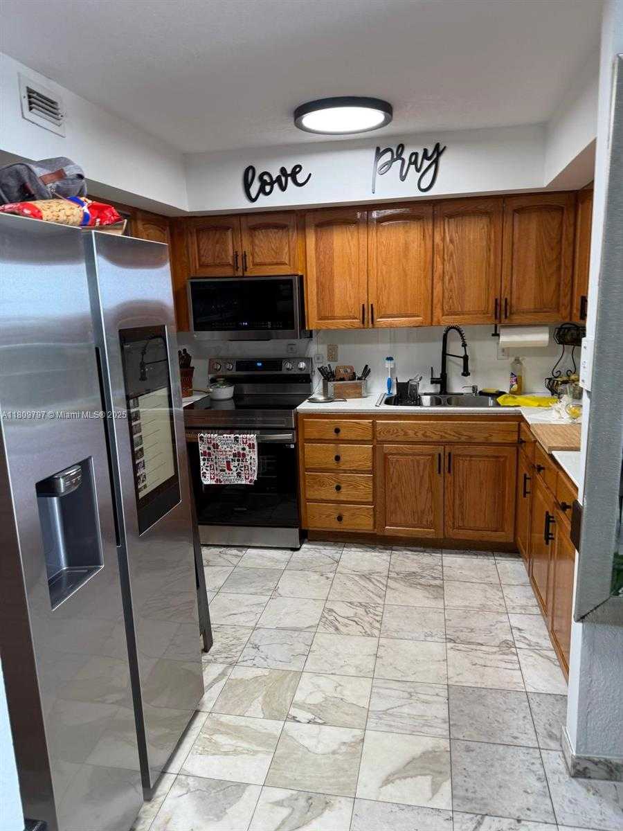 Small Image of 1800 NORTH WEST 24TH AVE #1004, Miami Number 11