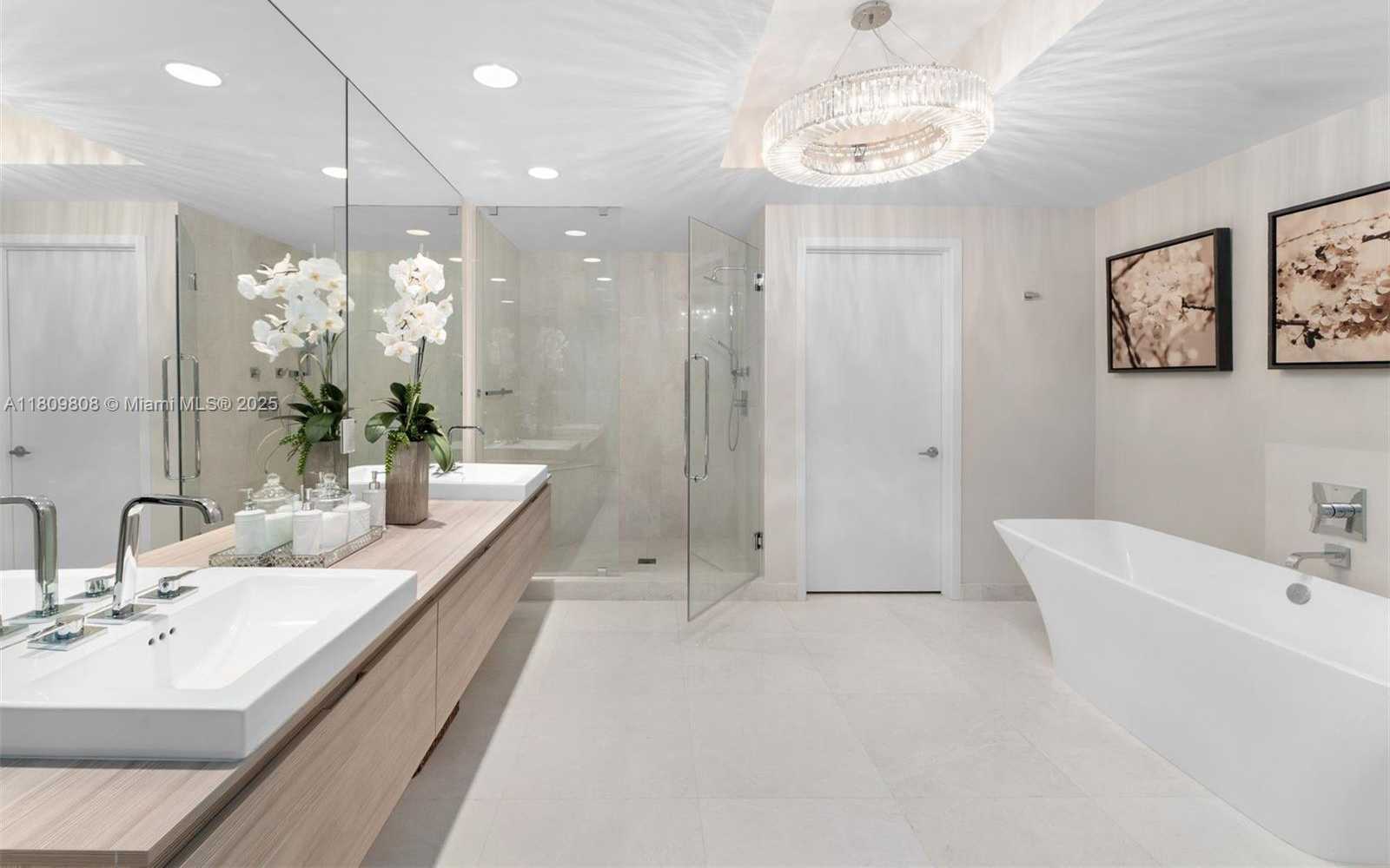 Small Image of 17301 BISCAYNE BLVD #2210, North Miami Beach Number 23