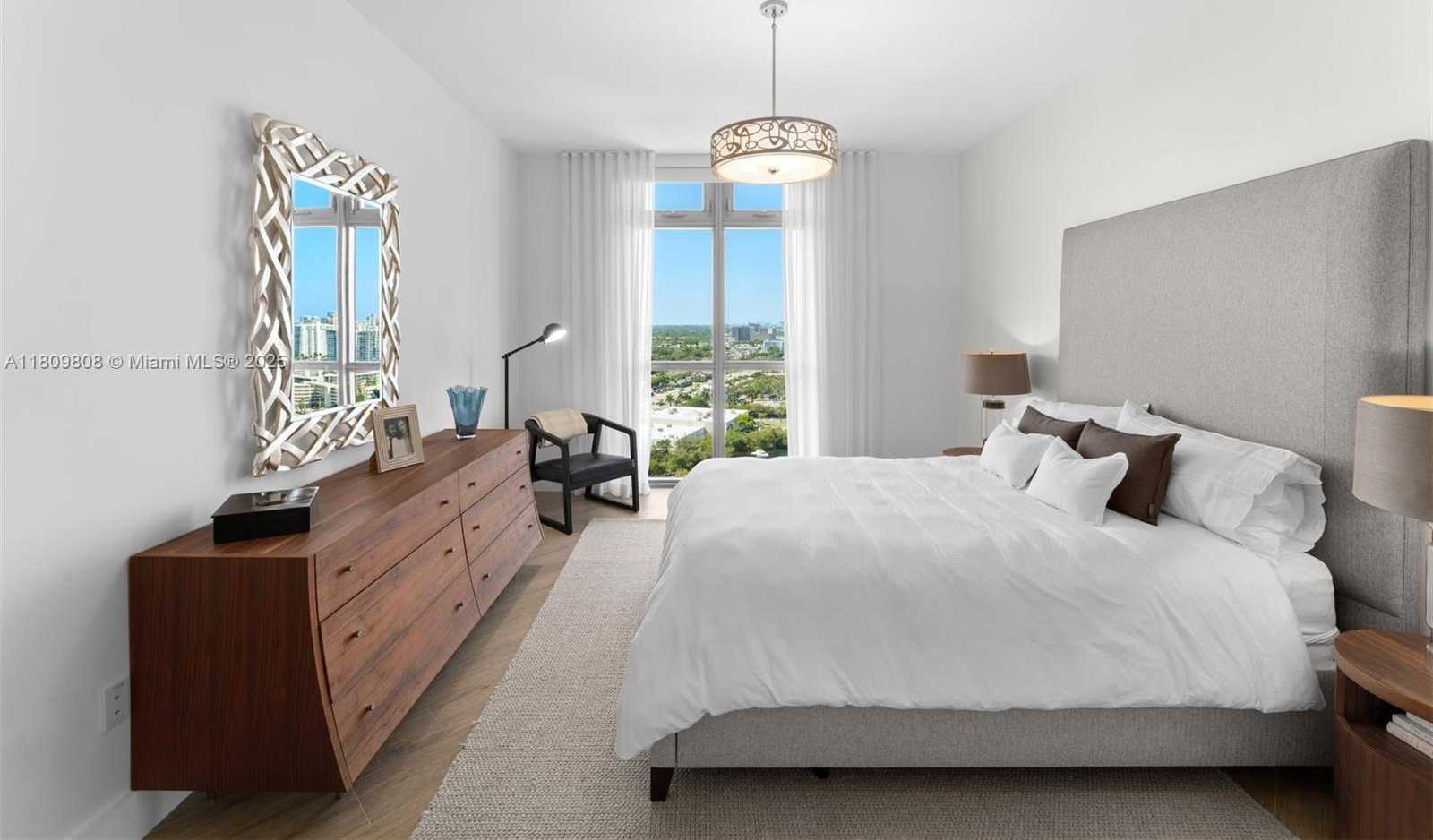 Small Image of 17301 BISCAYNE BLVD #2210, North Miami Beach Number 27