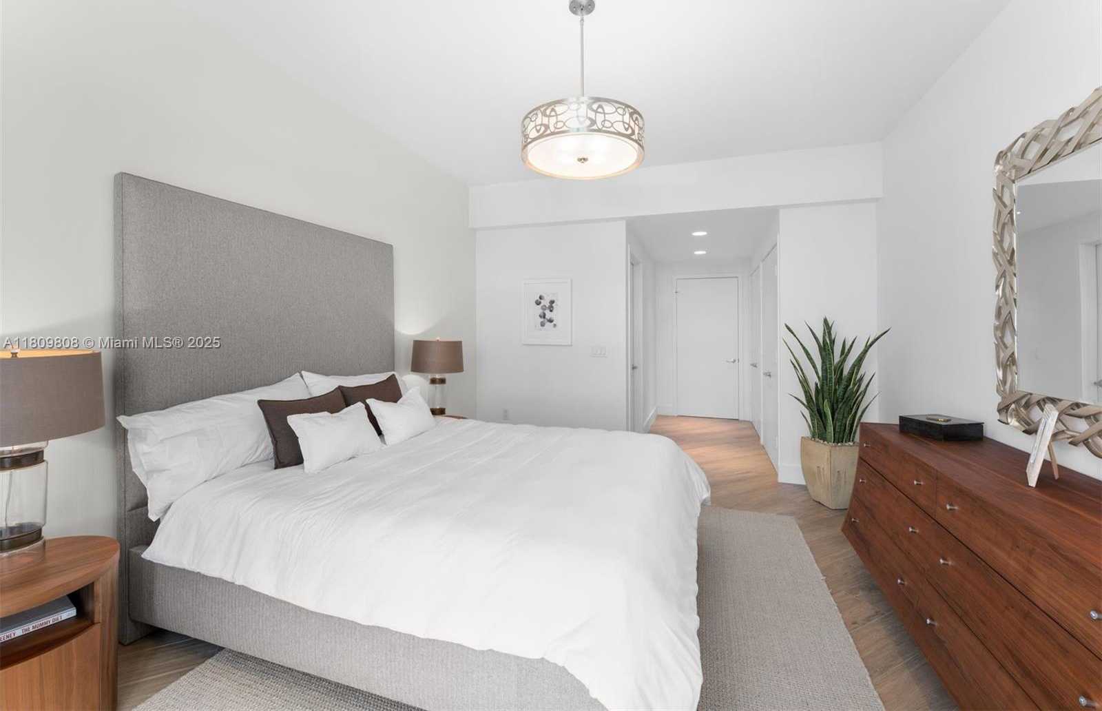 Small Image of 17301 BISCAYNE BLVD #2210, North Miami Beach Number 28