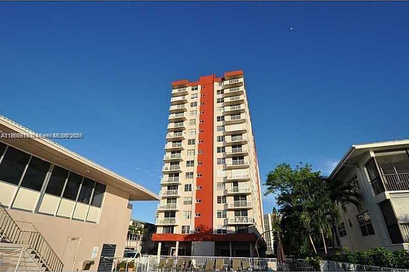 Small Image of 3161 SOUTH OCEAN DR #607, Hallandale Beach Number 20