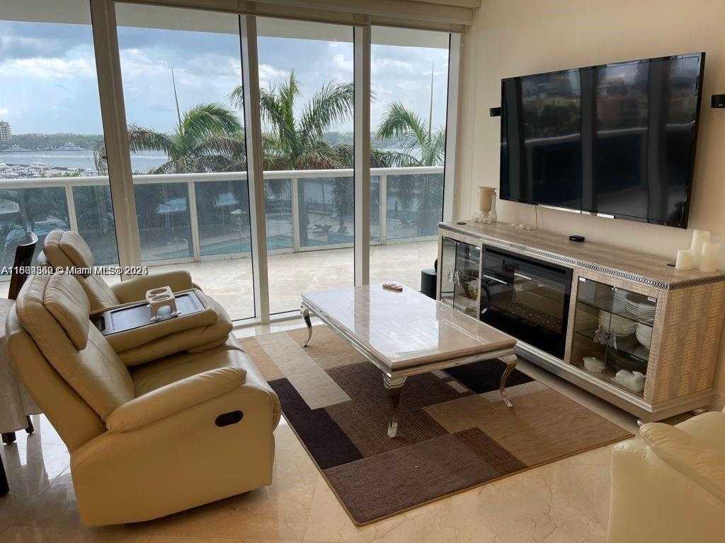 Small Image of 400 ALTON RD #808, Miami Beach Number 2