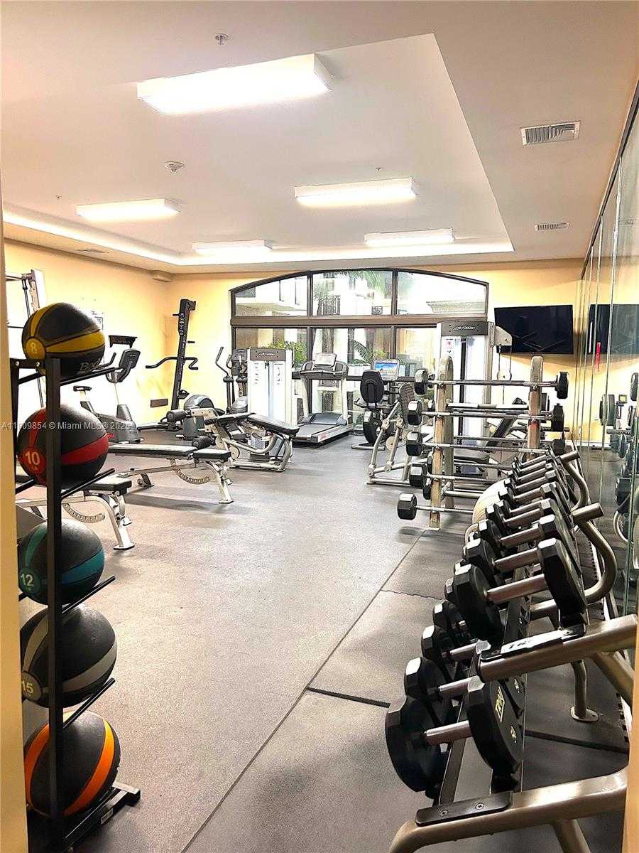 Small Image of 1805 PONCE DE LEON BLVD #626, Coral Gables Number 17