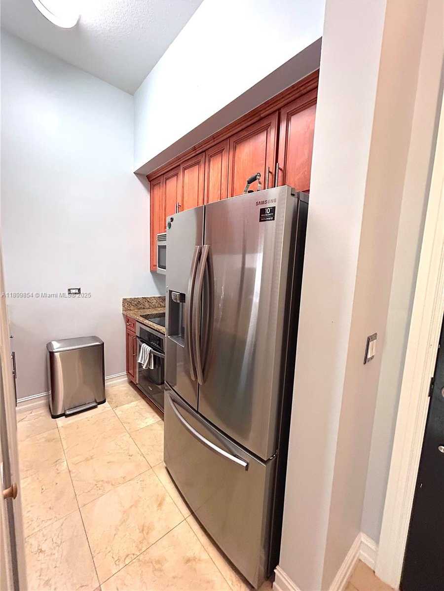 Small Image of 1805 PONCE DE LEON BLVD #626, Coral Gables Number 4