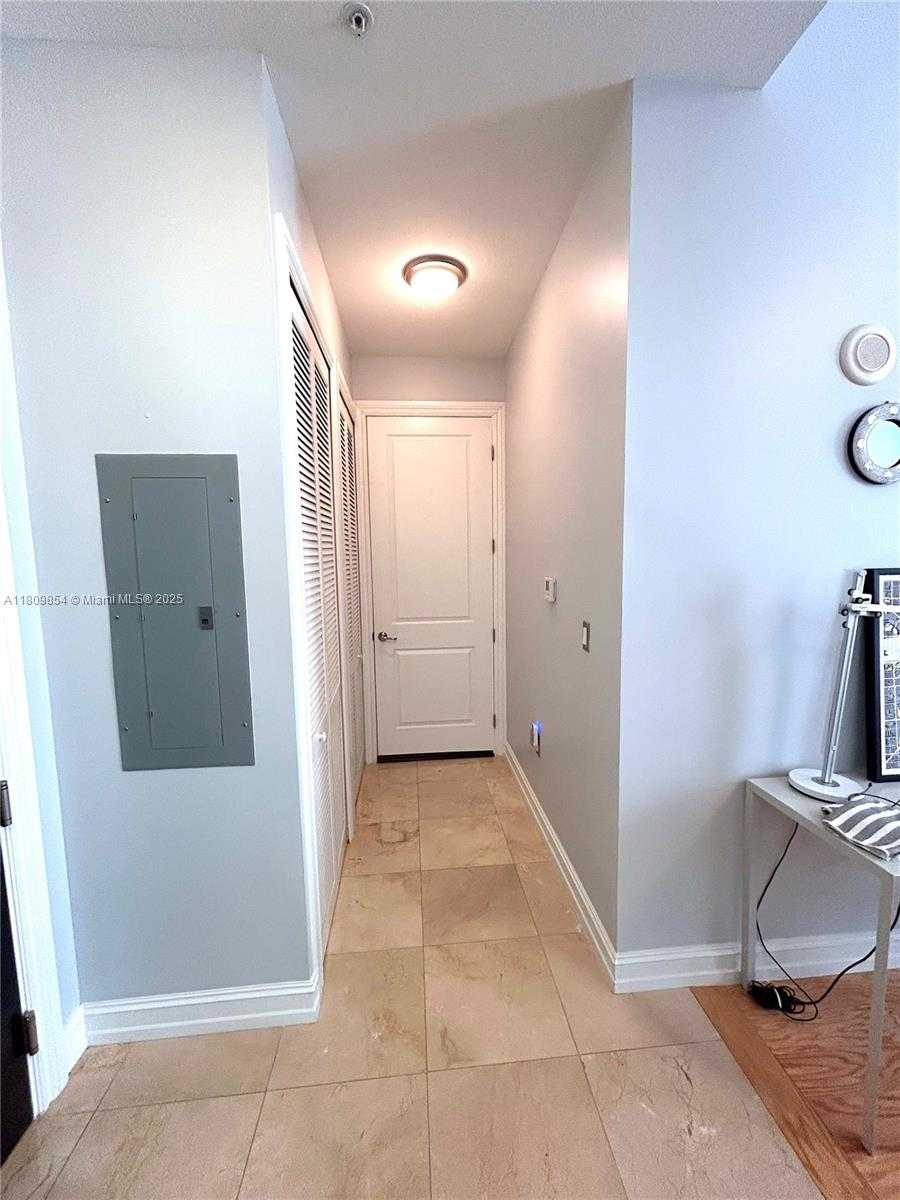 Small Image of 1805 PONCE DE LEON BLVD #626, Coral Gables Number 8