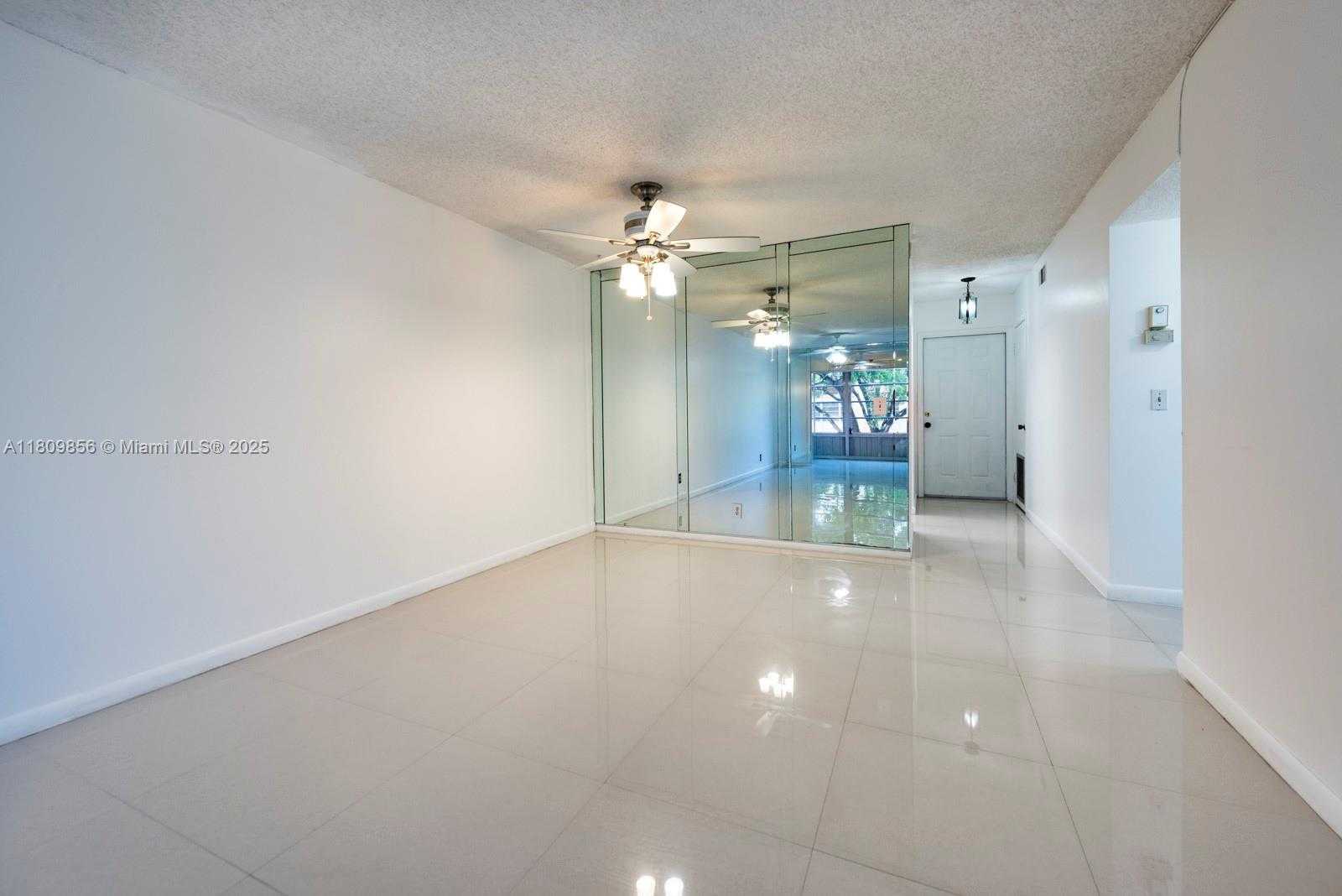Small Image of 301 CAMBRIDGE RD #203, Hollywood Number 7