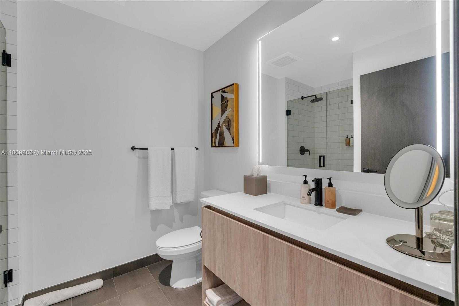 Small Image of 398 NORTH EAST 5TH ST #3503, Miami Number 10