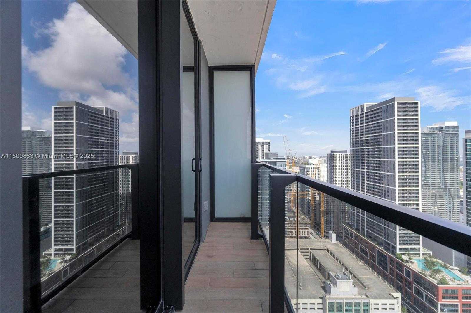Small Image of 398 NORTH EAST 5TH ST #3503, Miami Number 21