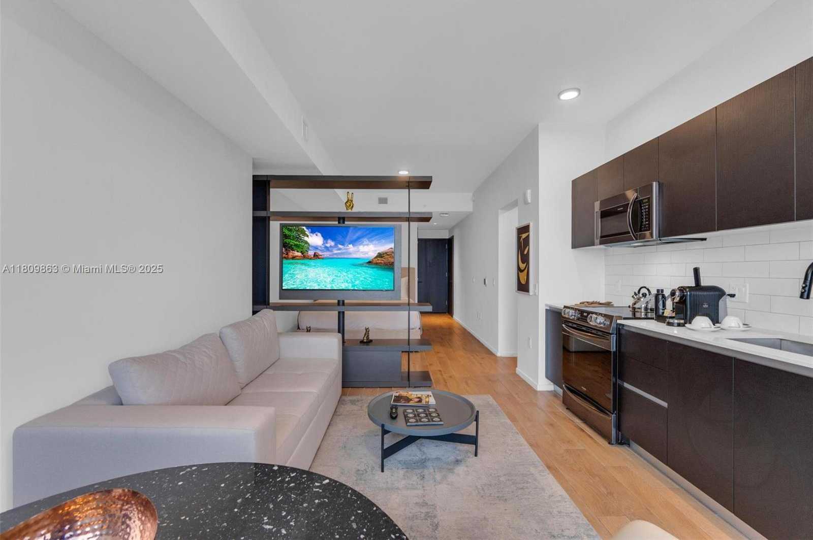 Small Image of 398 NORTH EAST 5TH ST #3503, Miami Number 8