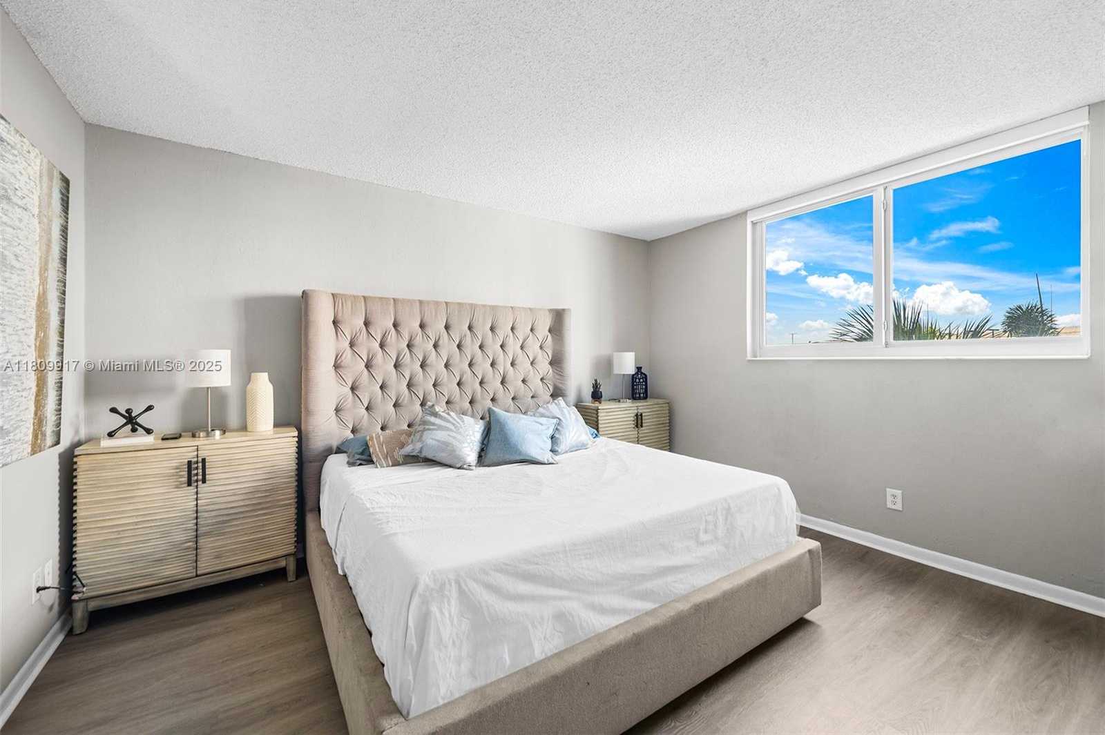 Small Image of 19380 COLLINS AVE #317, Sunny Isles Beach Number 13