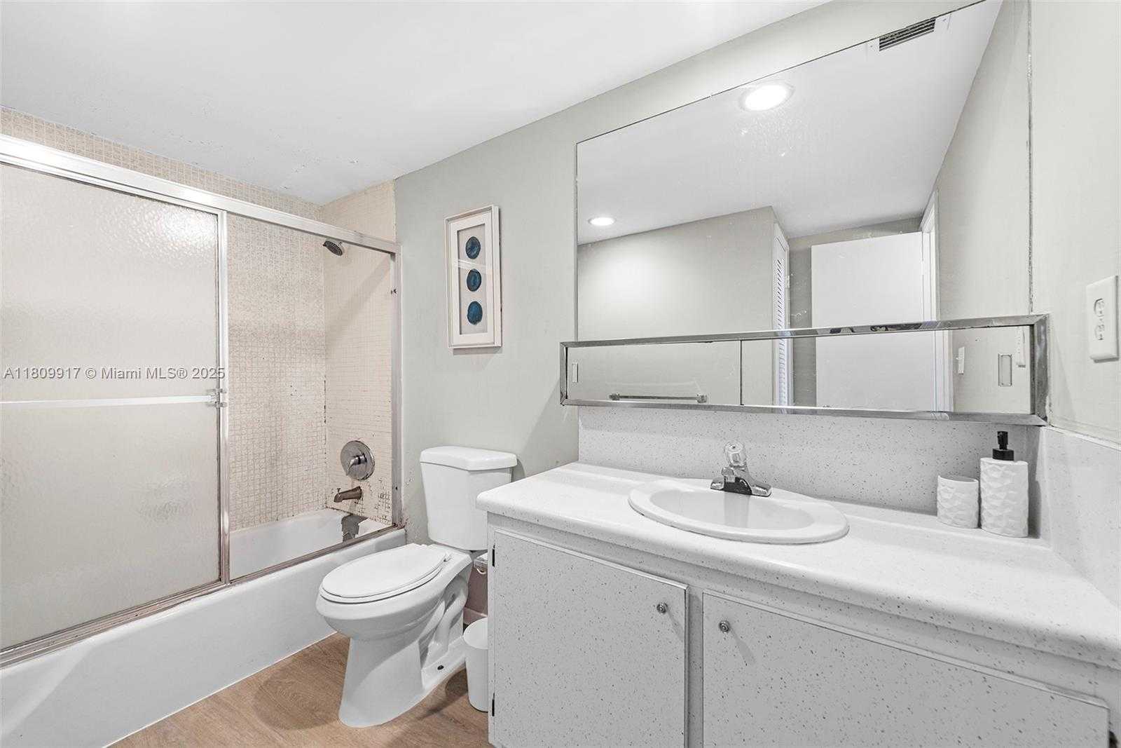 Small Image of 19380 COLLINS AVE #317, Sunny Isles Beach Number 15