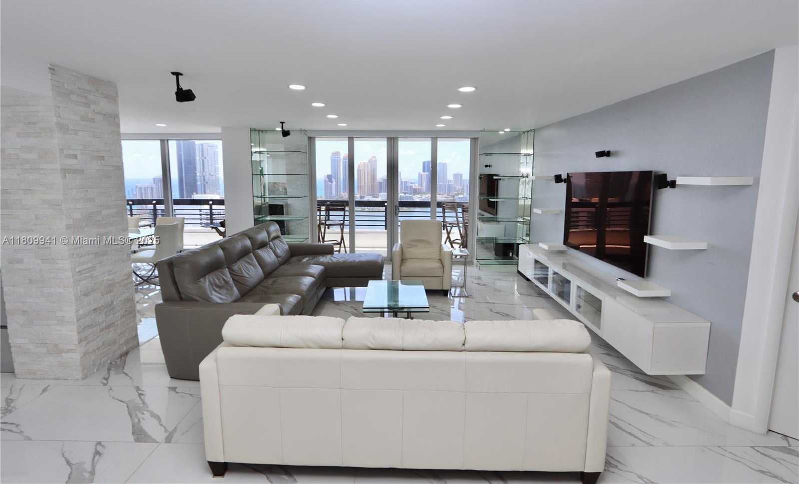 Small Image of 3500 MYSTIC POINTE DR #3906, Aventura Number 25