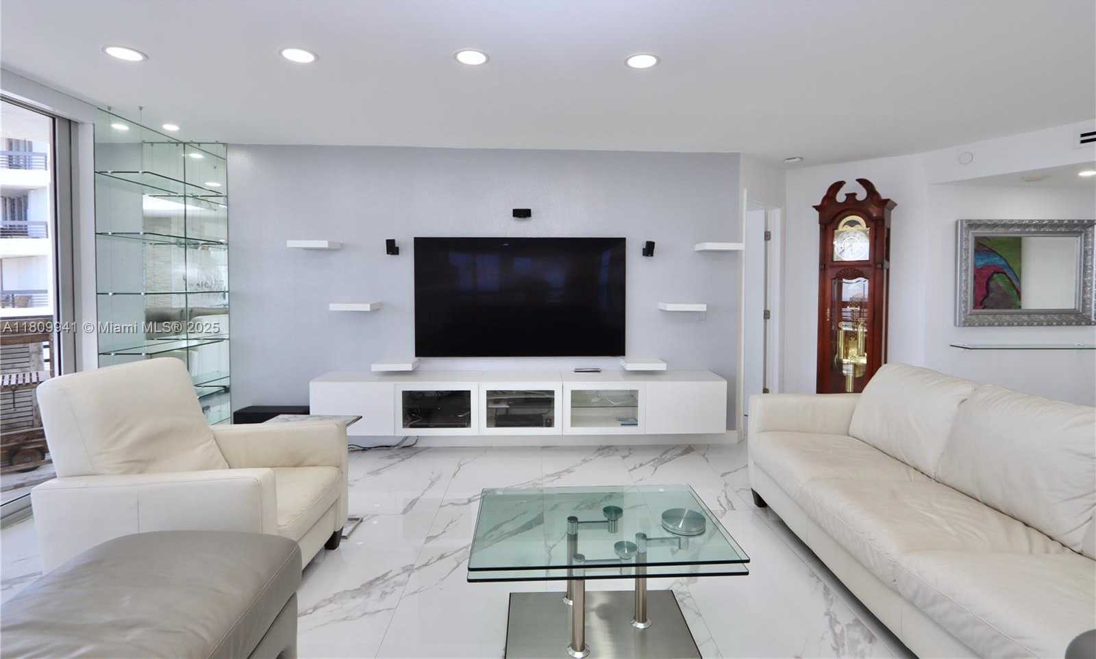 Small Image of 3500 MYSTIC POINTE DR #3906, Aventura Number 32