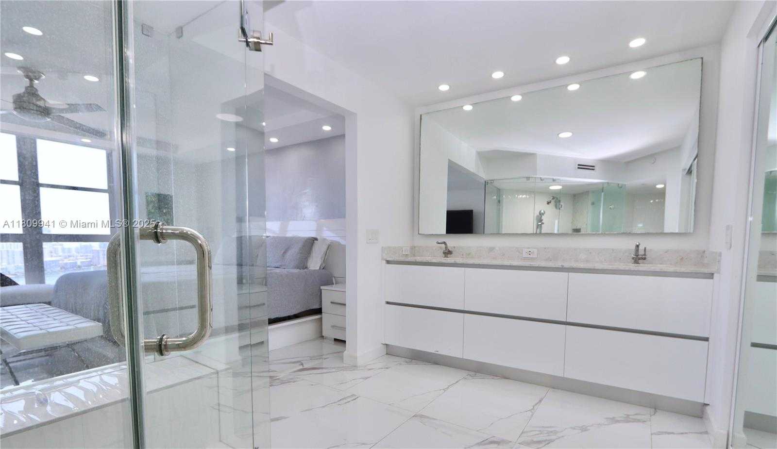 Small Image of 3500 MYSTIC POINTE DR #3906, Aventura Number 37