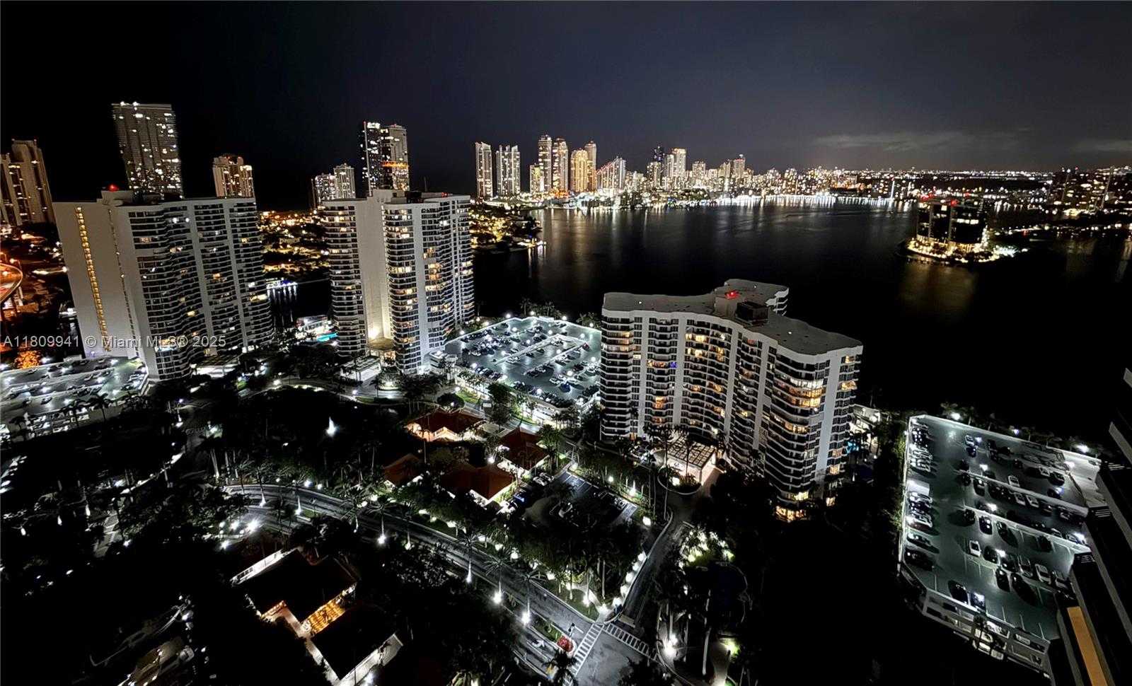 Small Image of 3500 MYSTIC POINTE DR #3906, Aventura Number 64