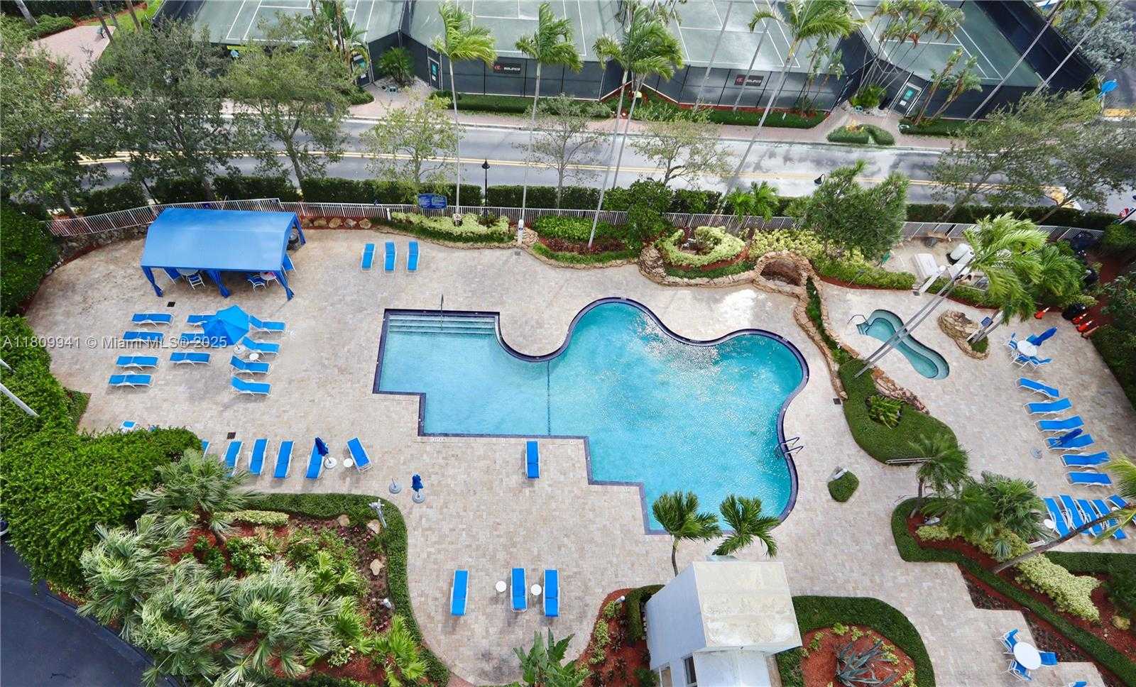 Small Image of 3500 MYSTIC POINTE DR #3906, Aventura Number 69
