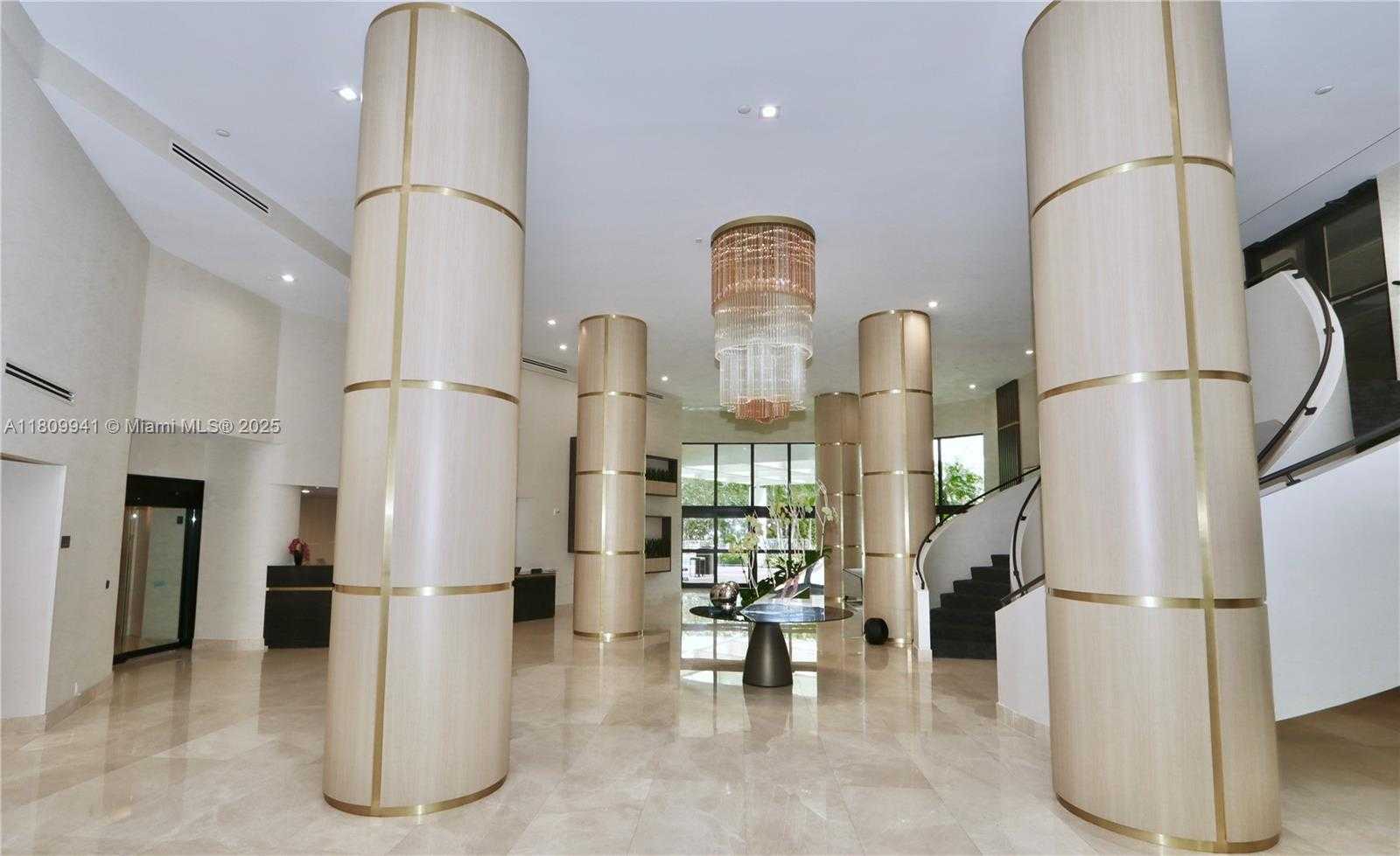 Small Image of 3500 MYSTIC POINTE DR #3906, Aventura Number 70