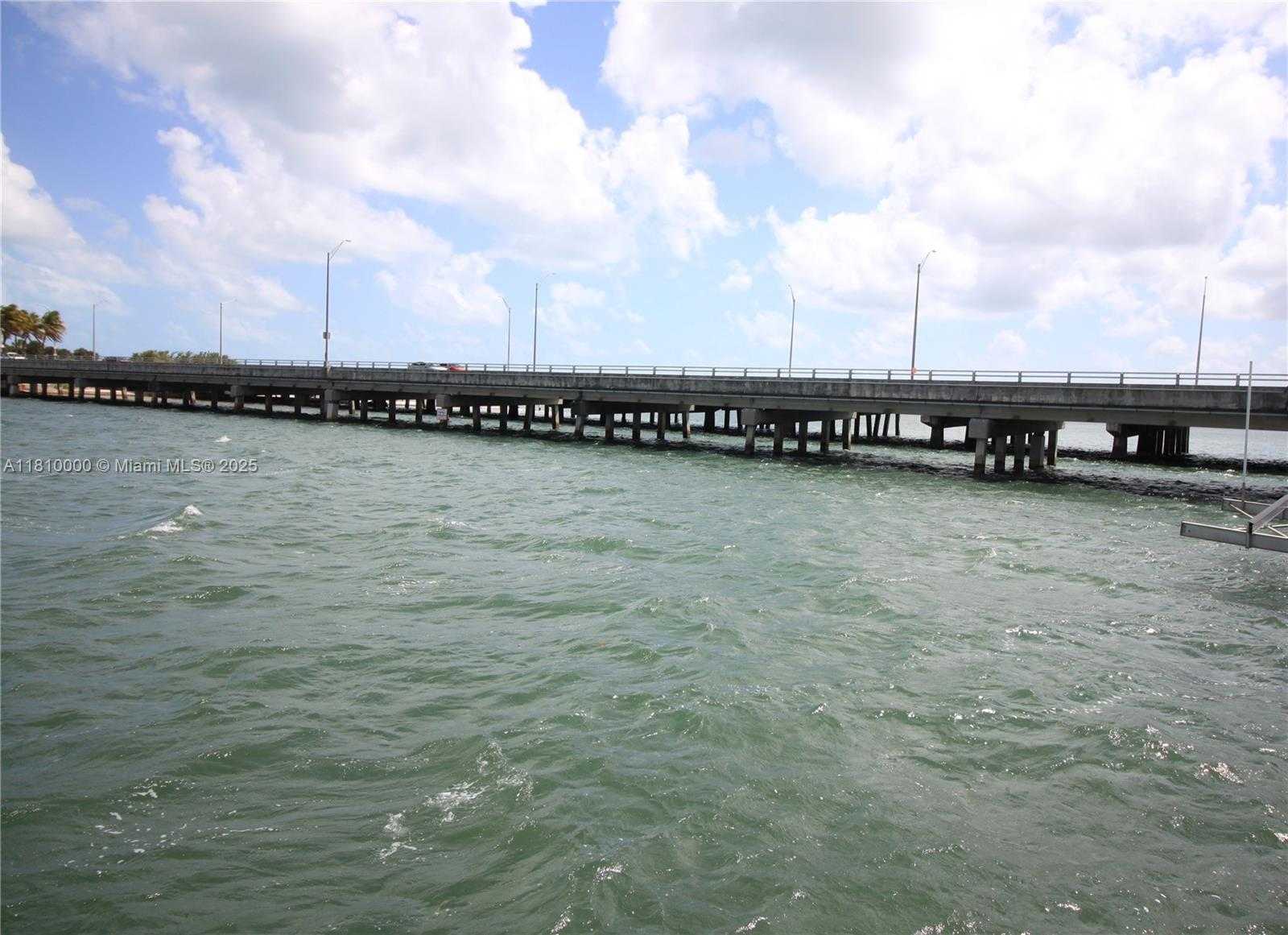 Small Image of 150 SOUTH EAST 25TH RD #10K, Miami Number 39