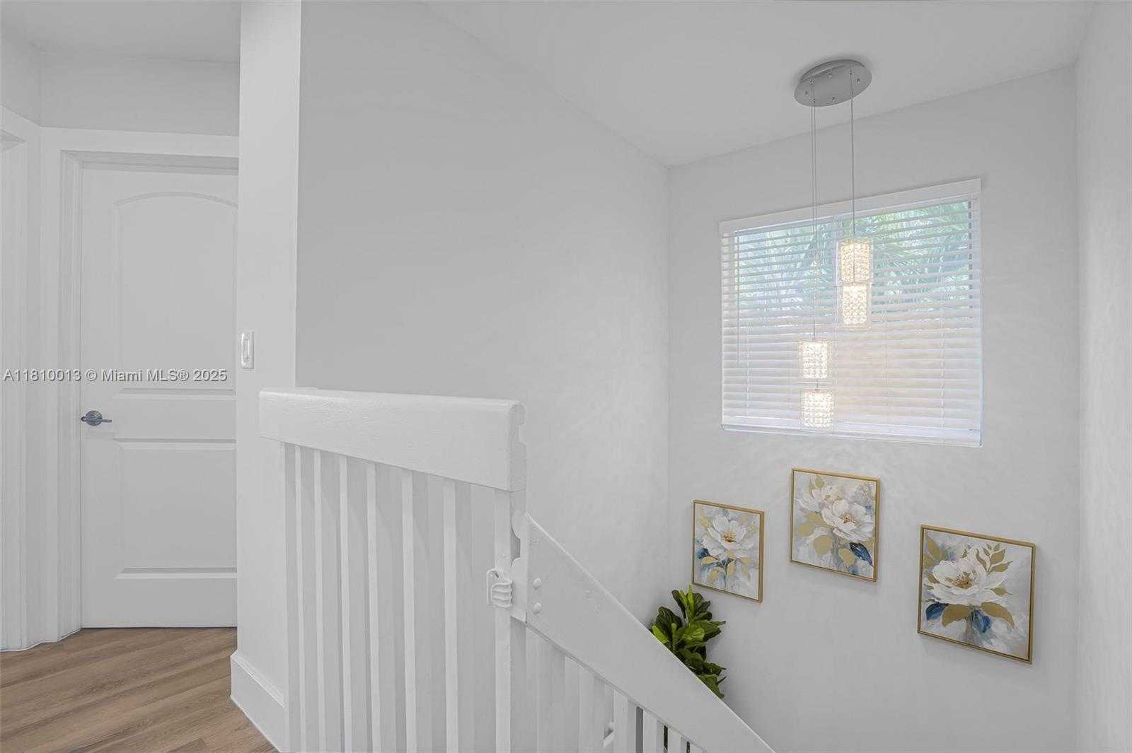 Small Image of 17306 SOUTH WEST 139TH CT, Miami Number 17