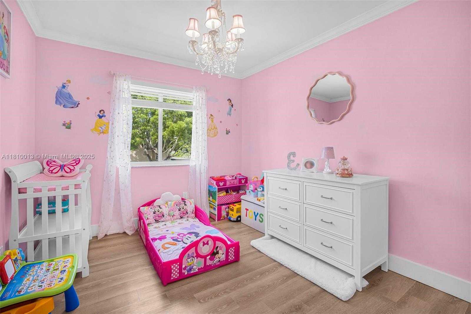 Small Image of 17306 SOUTH WEST 139TH CT, Miami Number 21