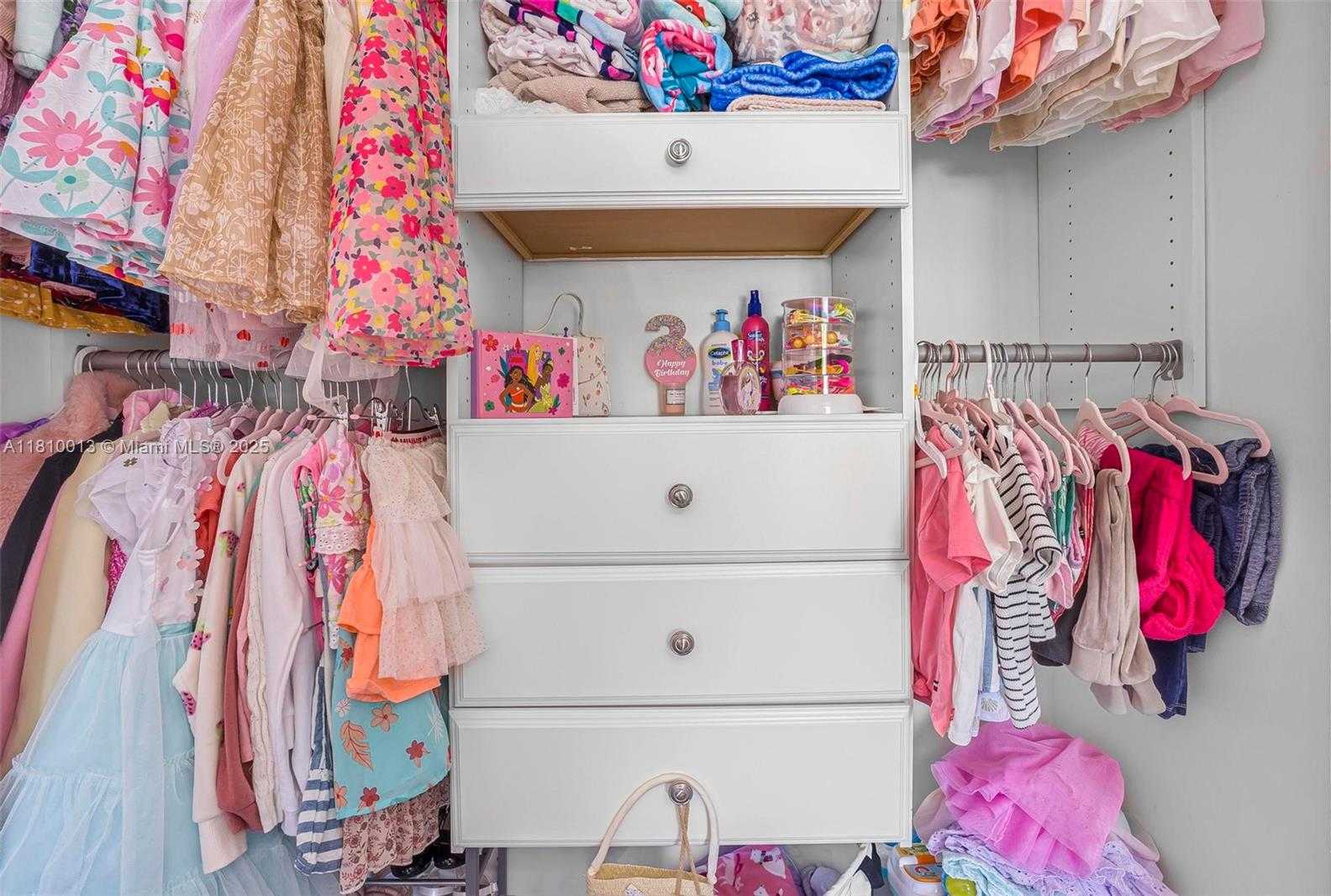 Small Image of 17306 SOUTH WEST 139TH CT, Miami Number 22