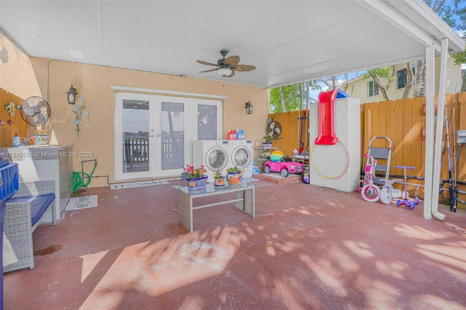 Small Image of 17306 SOUTH WEST 139TH CT, Miami Number 27