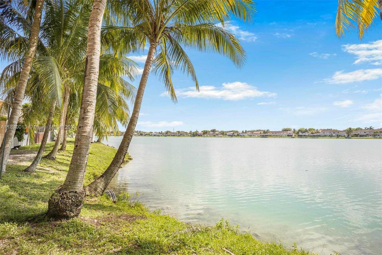 Small Image of 17306 SOUTH WEST 139TH CT, Miami Number 29