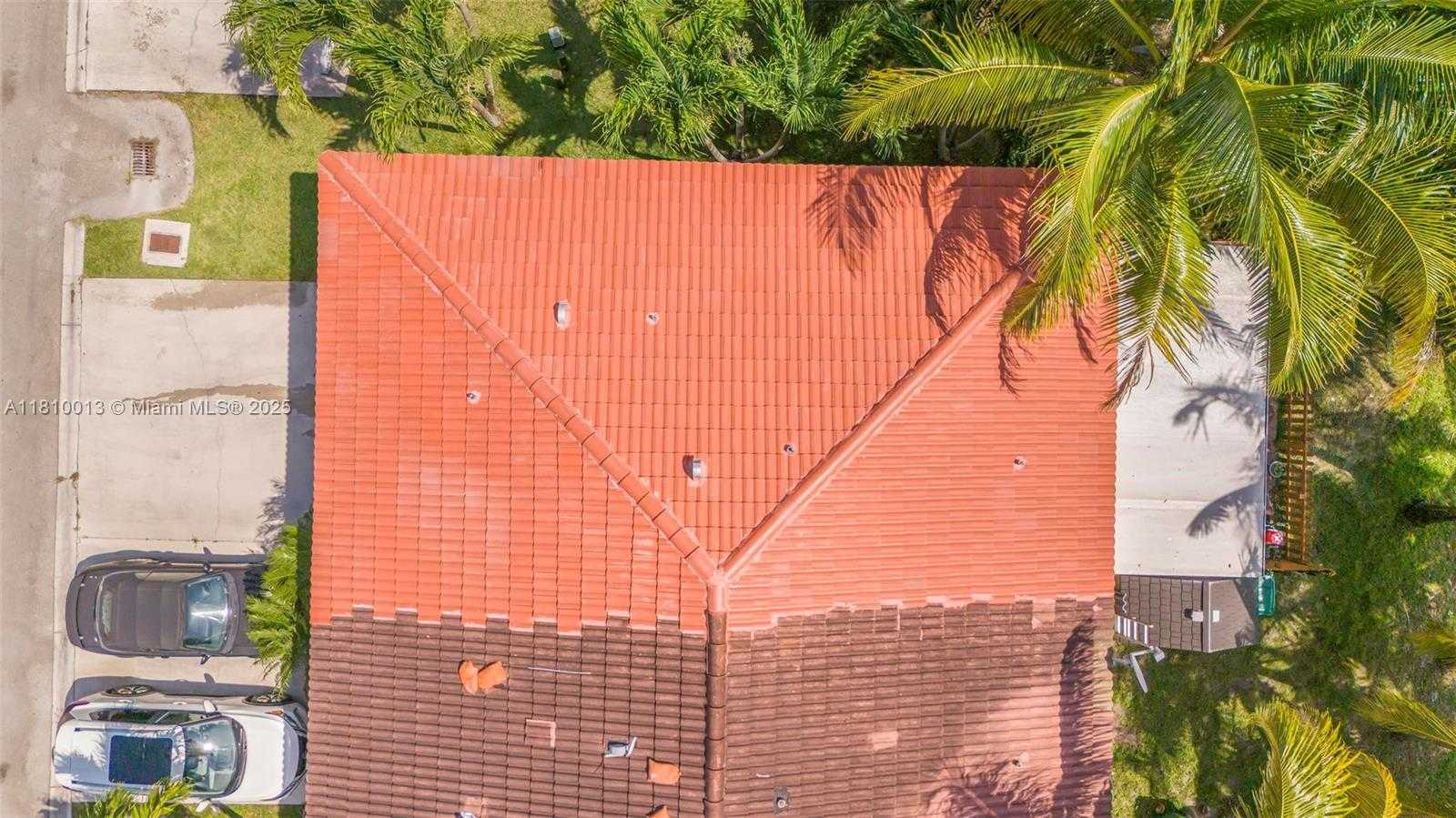 Small Image of 17306 SOUTH WEST 139TH CT, Miami Number 37