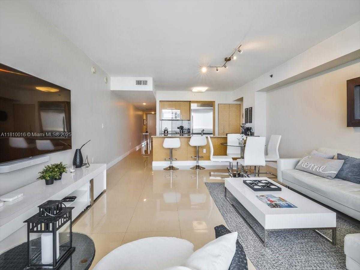 Small Image of 1830 SOUTH OCEAN DR #5009, Hallandale Beach Number 16