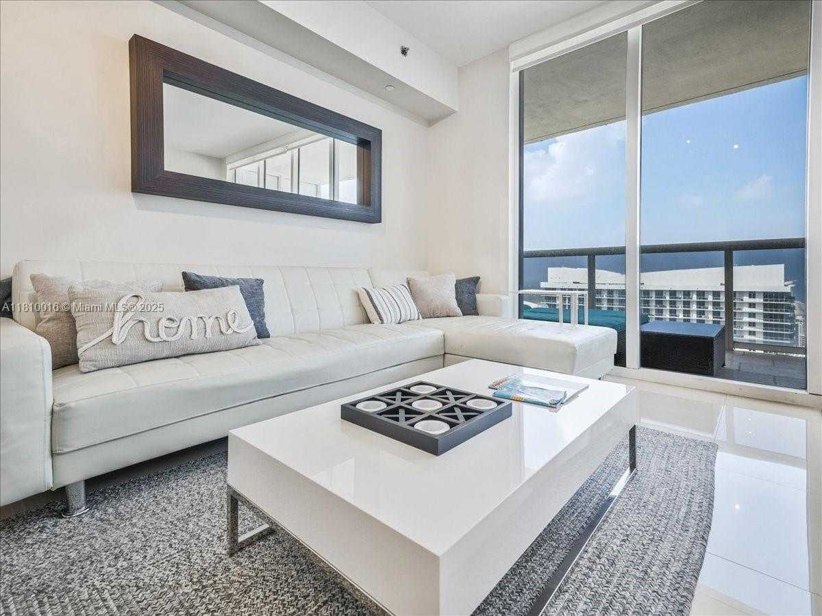 Small Image of 1830 SOUTH OCEAN DR #5009, Hallandale Beach Number 21