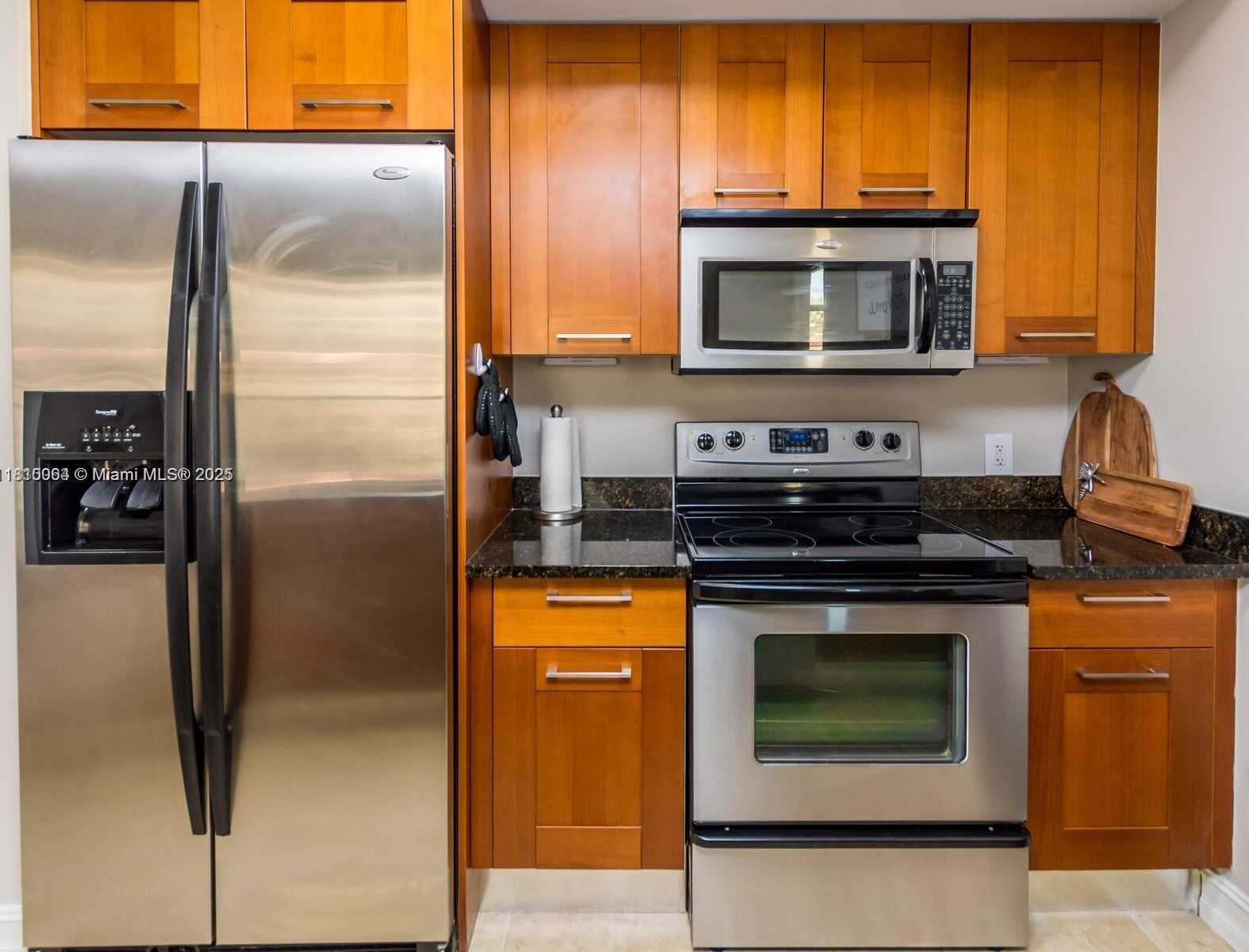 Small Image of 4100 SALZEDO ST #618, Coral Gables Number 11