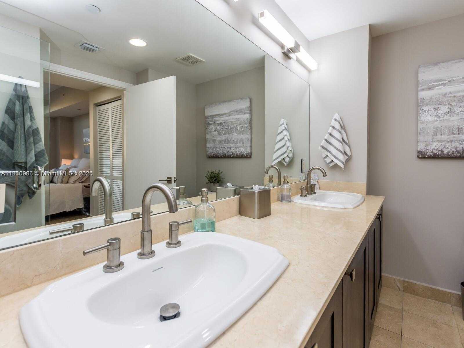 Small Image of 4100 SALZEDO ST #618, Coral Gables Number 21