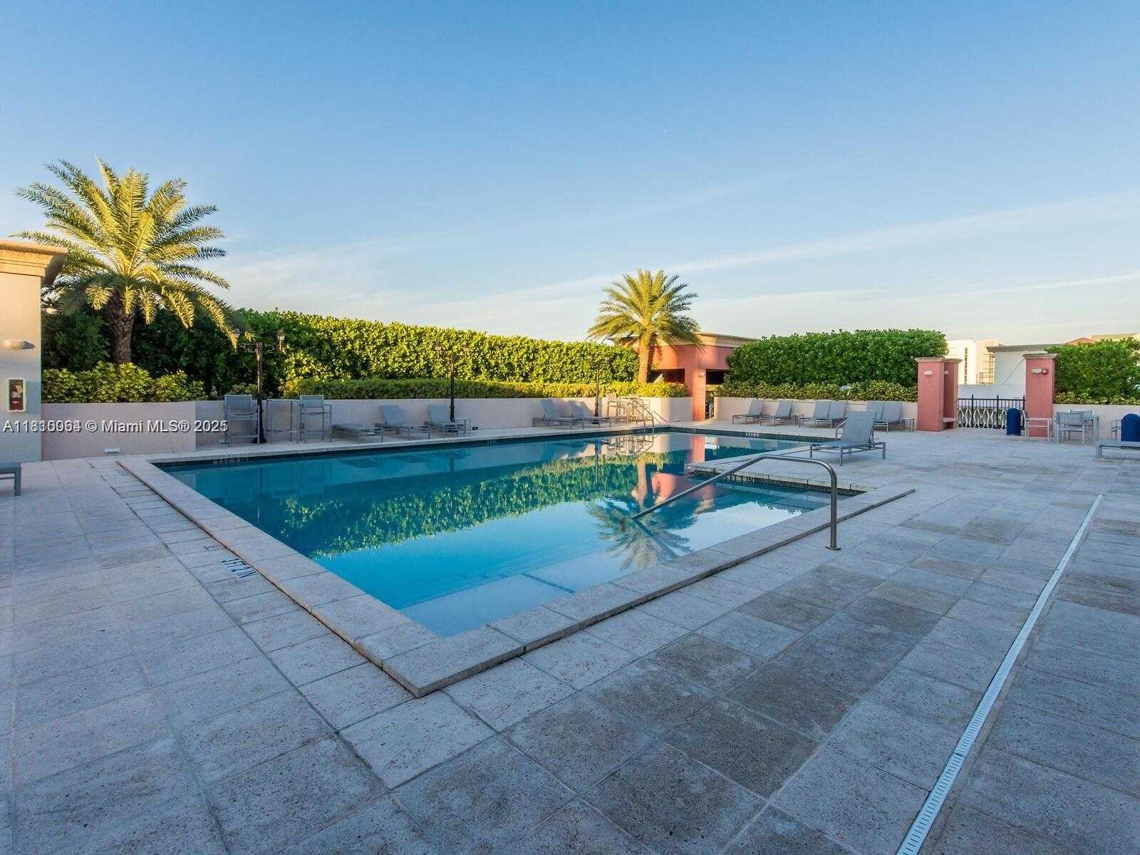 Small Image of 4100 SALZEDO ST #618, Coral Gables Number 27