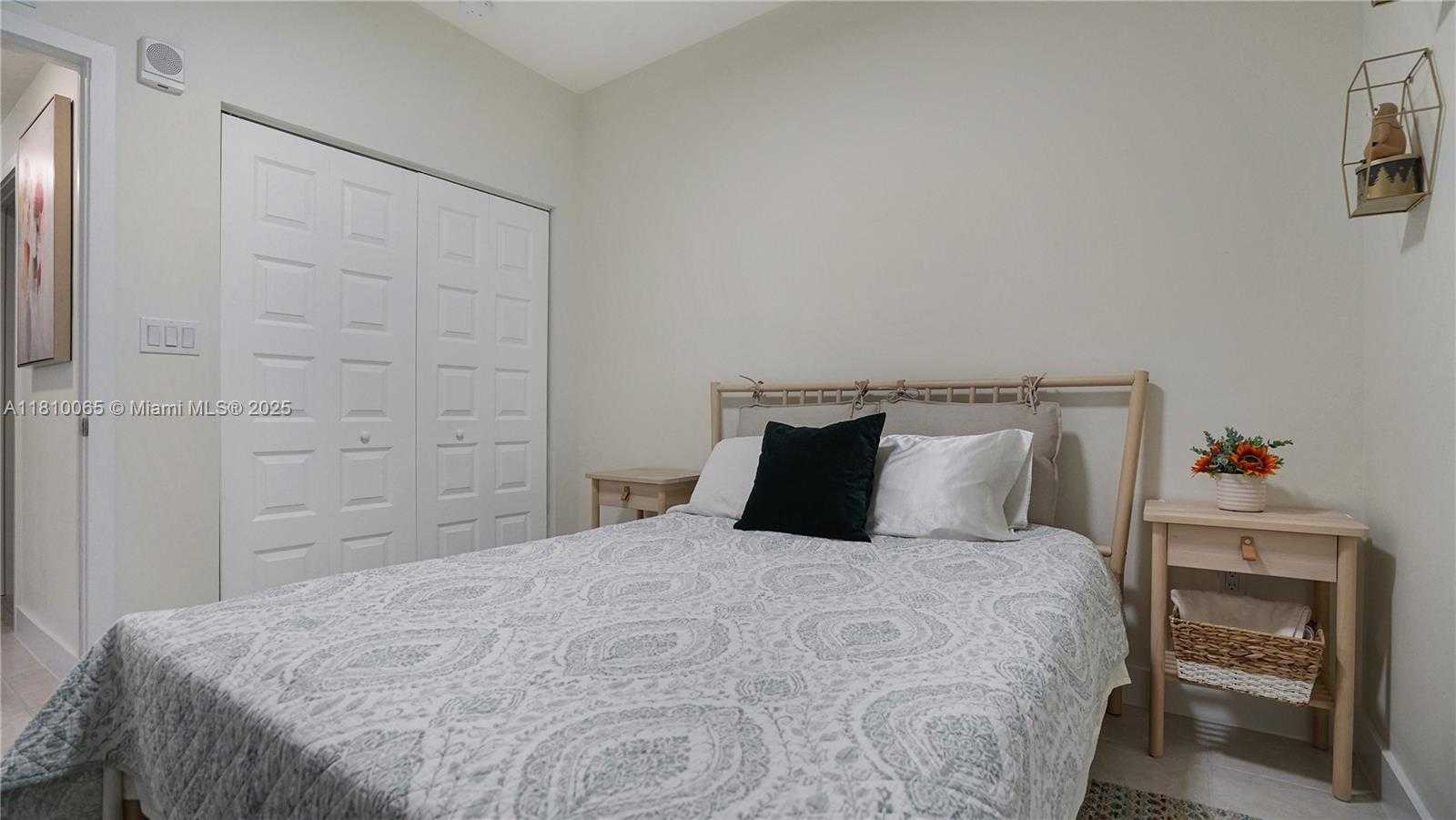 Small Image of 8301 NORTH WEST 41ST ST #B-404, Doral Number 16