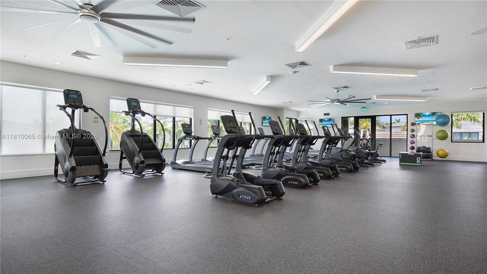 Small Image of 8301 NORTH WEST 41ST ST #B-404, Doral Number 24