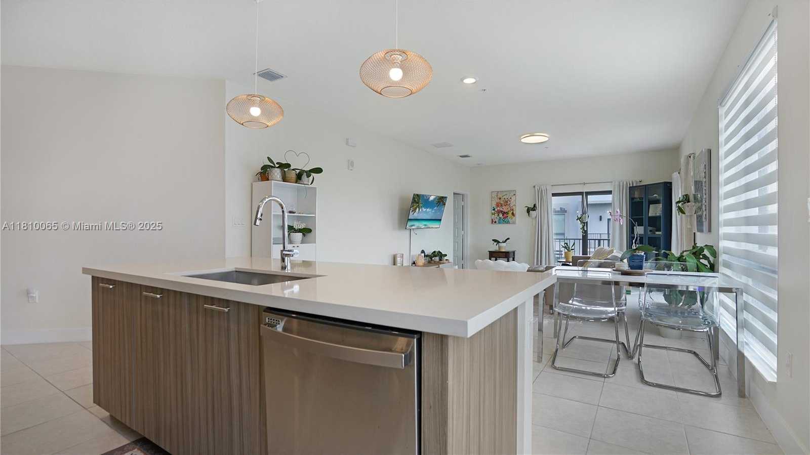 Small Image of 8301 NORTH WEST 41ST ST #B-404, Doral Number 9